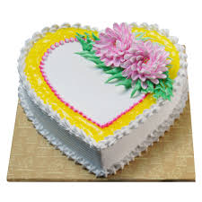 1/2 KG Pineapple eggless cake